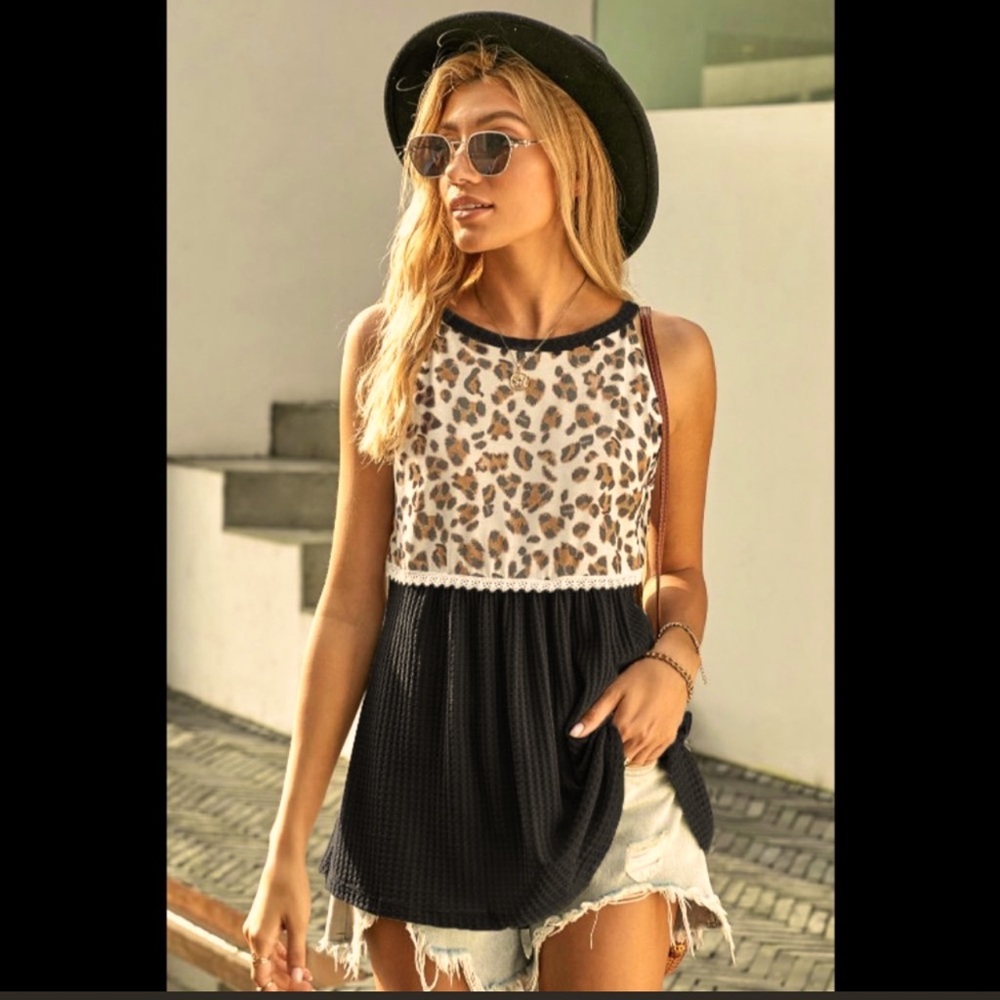 NWT WOMENS BLACK LEOPARD SPLICED FLOWY TANK TOP
